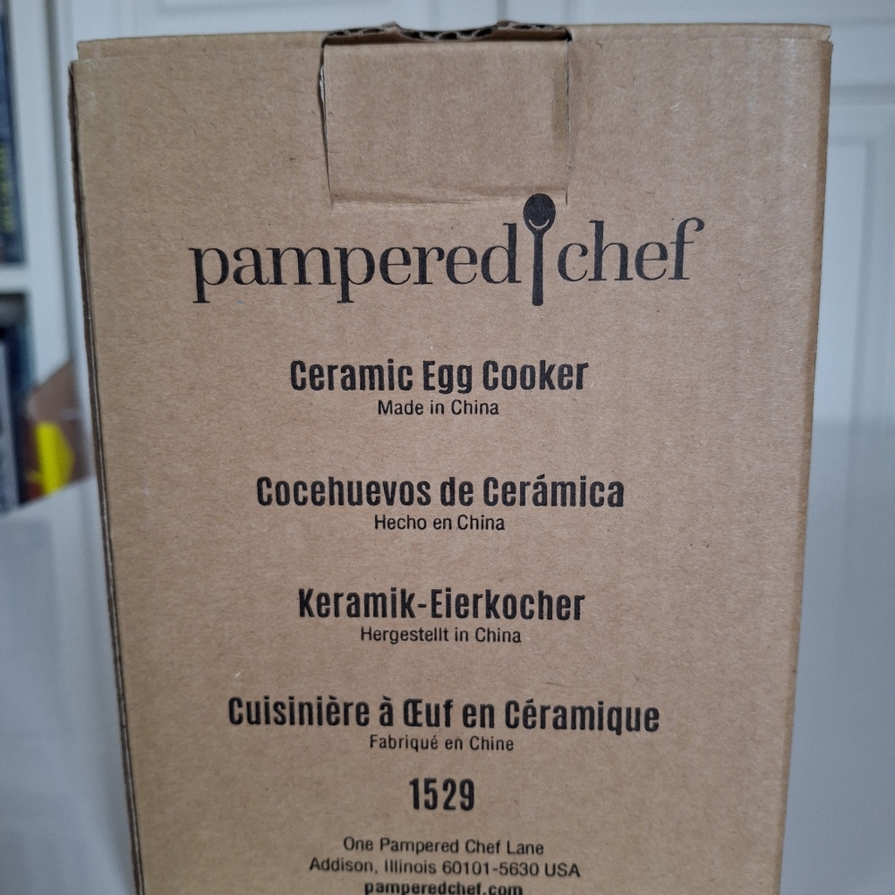 Pampered Chef Ceramic Egg Cooker - Picture 3 of 3